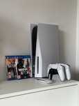 PlayStation 5 z napędem bluray, dwa pady, dock do ładowania i pilot