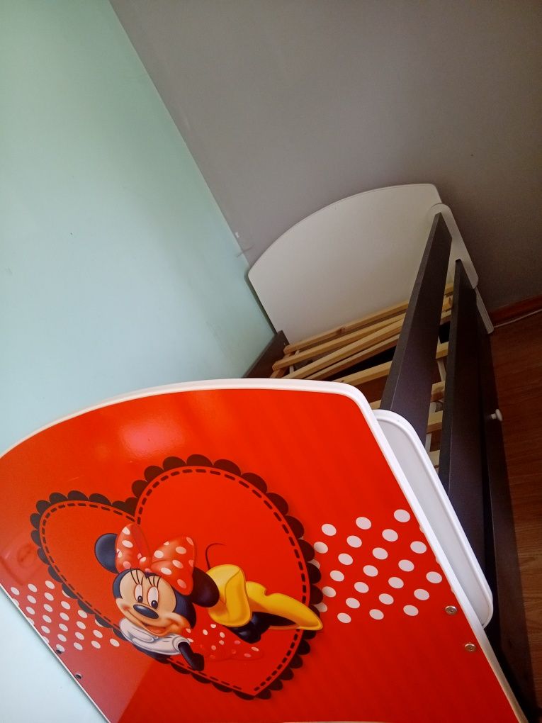 łóżeczko dziecięce łóżko