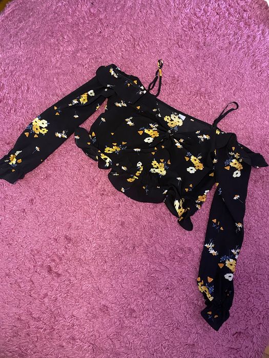 Топ h&m з відкритими плечима