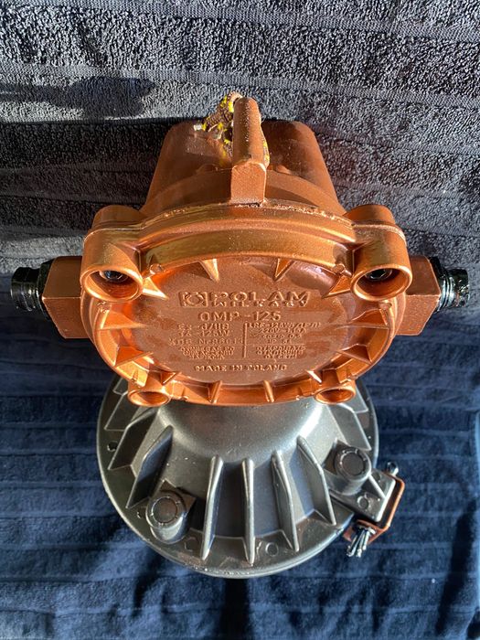 Lampa przemysłowa OMP 125