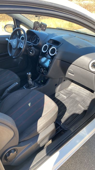 Opel Corsa Black edition