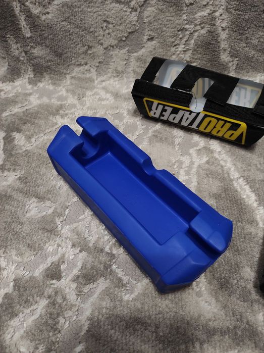 Універсальні захисти подушки на курмл мотоциклв