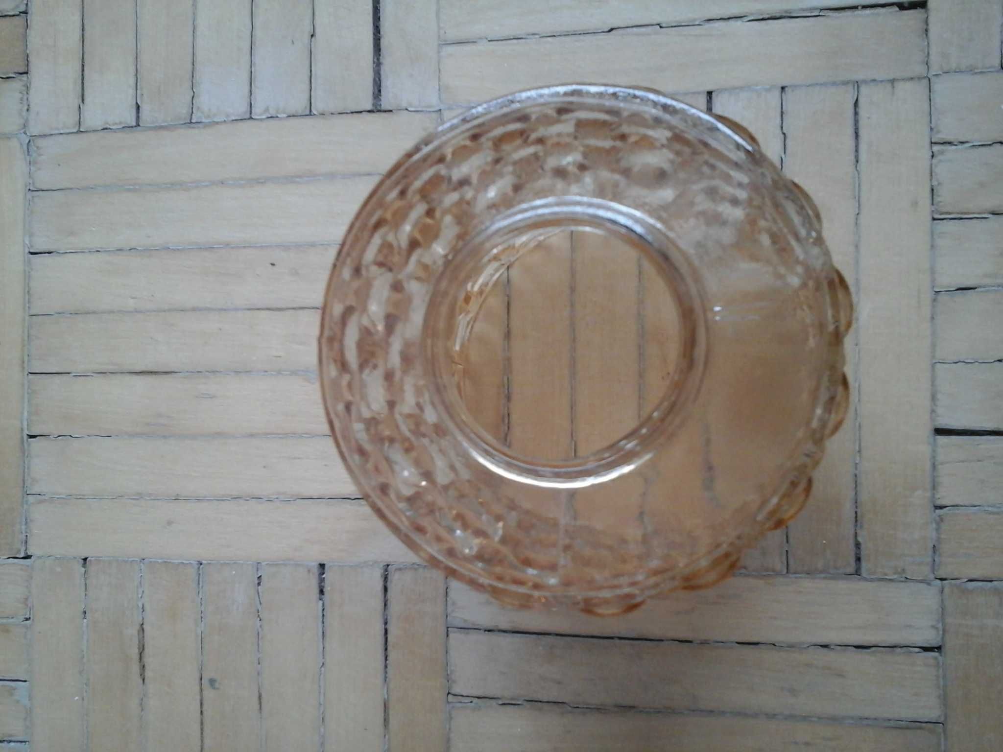 klosz PRL  morelowy kolor retro