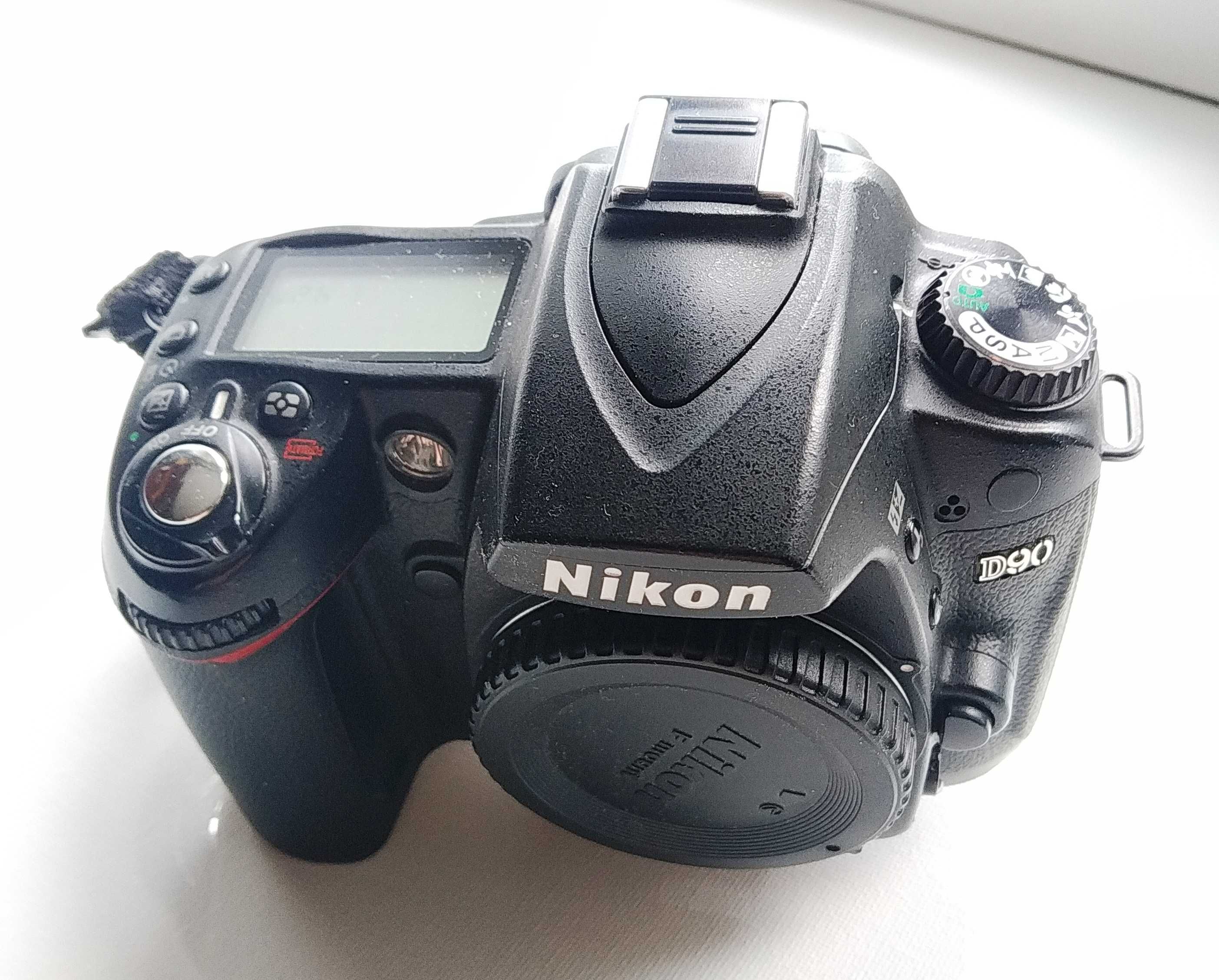 Продам фотоаппарат Nikon D90 body