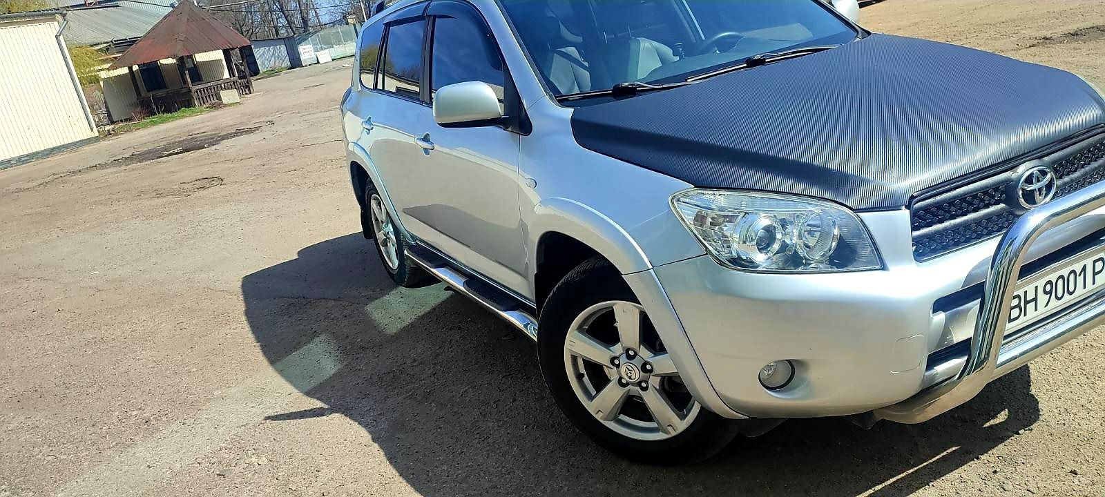 Toyota RAV4 2006 2.4 газ/бенз Лонг long