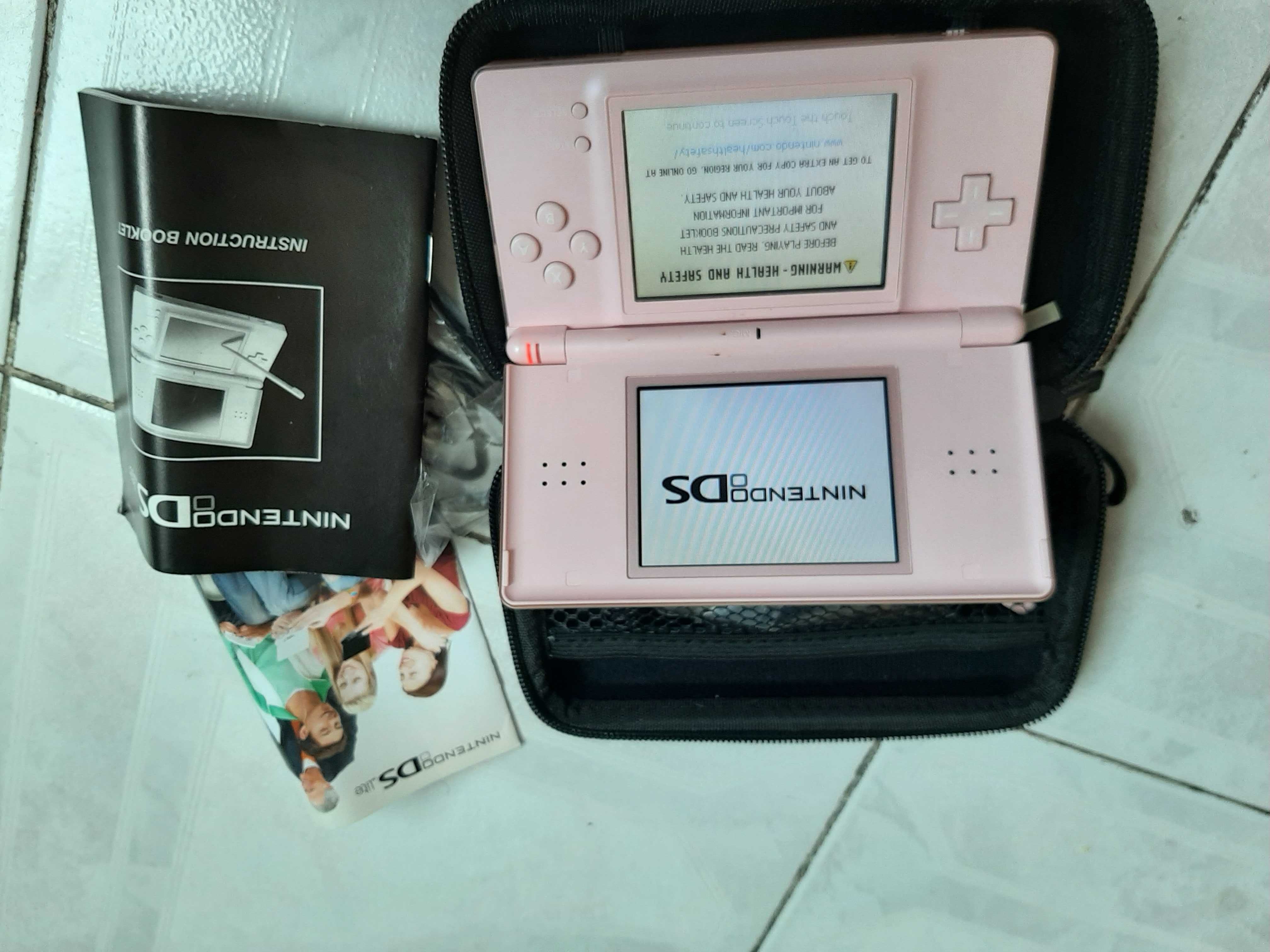 Приставка Nintendo DS lite