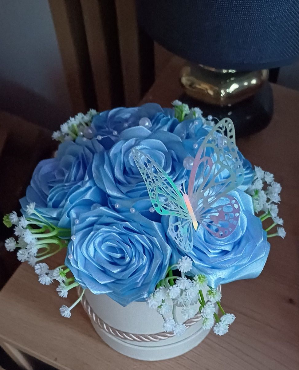 Flower box z wiecznych róż