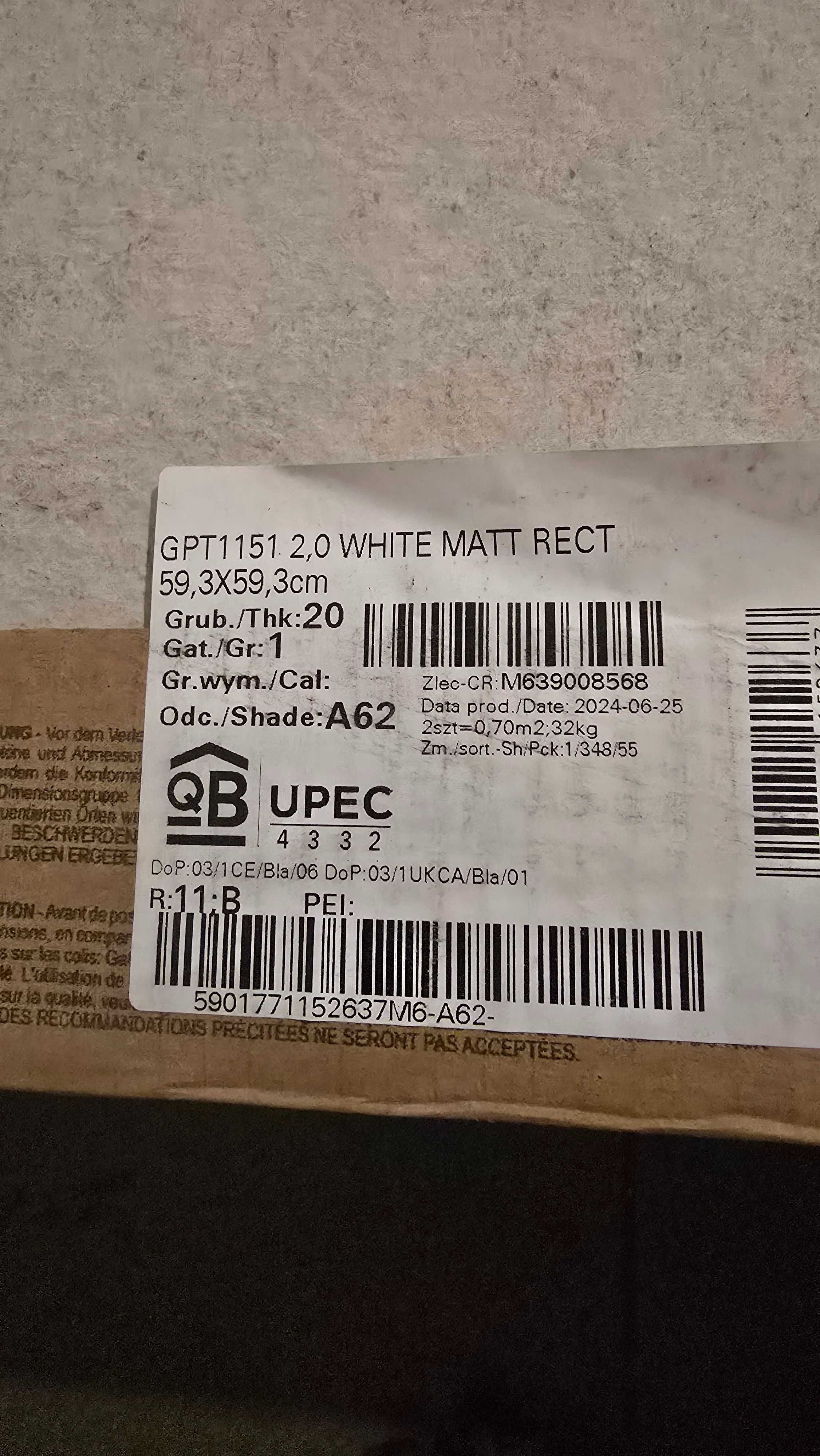 Gres tarasowy 20 mm white matt rect
