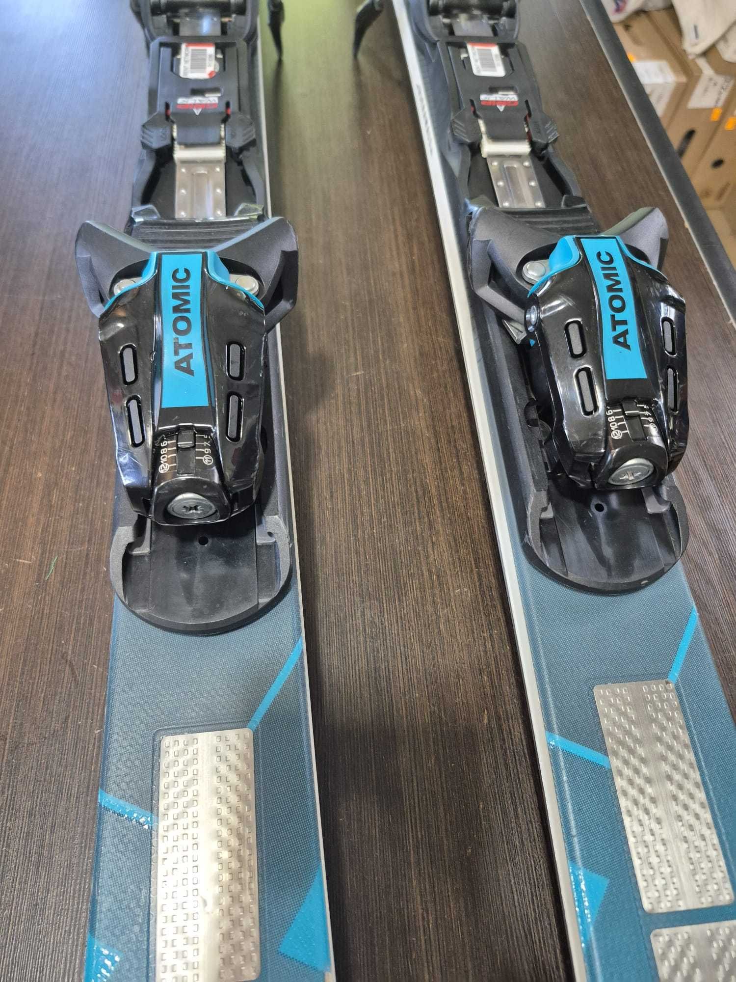 Pakiet nart Atomic Redster X9S Revoshock sezon 2024