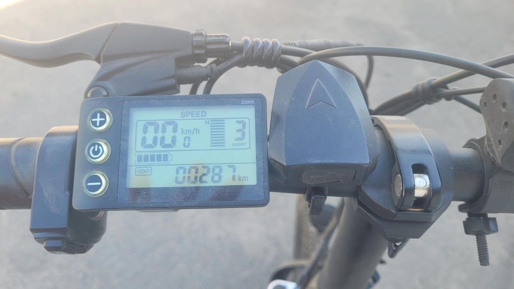 Продаю Електровелосипед Ado A20