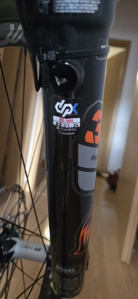 Mondraker Crafty R 29 Black/Orange M