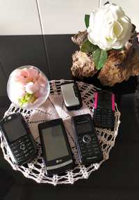 Vendo telemóveis de teclas + bolsa Nokia