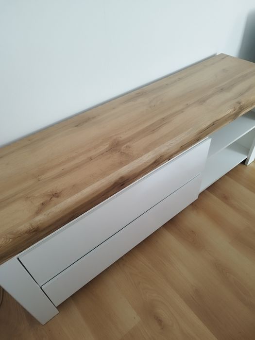 Szafka RTV Holten 156 cm z 2 szufladami biały połysk