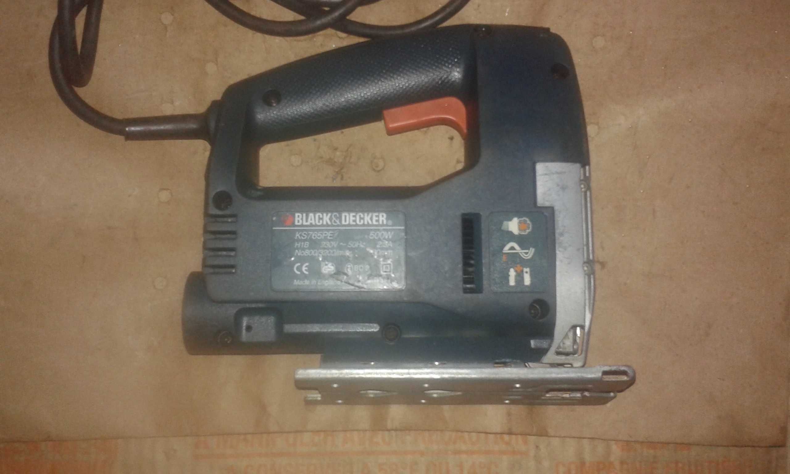 wyrzynarka  black decker  profi