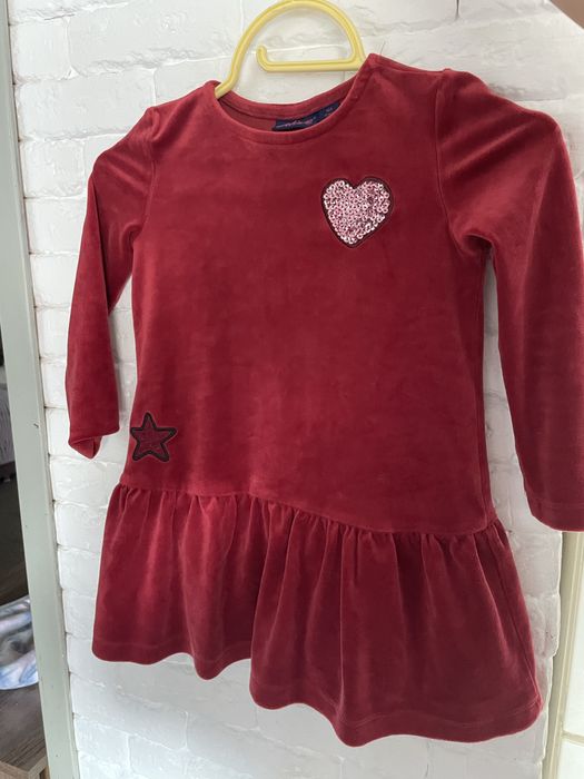 Сукня на дівчинку 104 зріст