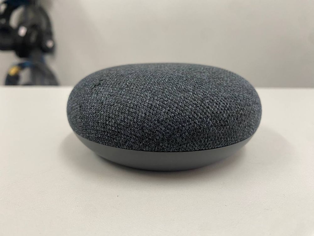 Google Nest Mini 1-го покоління (модель Chalk)