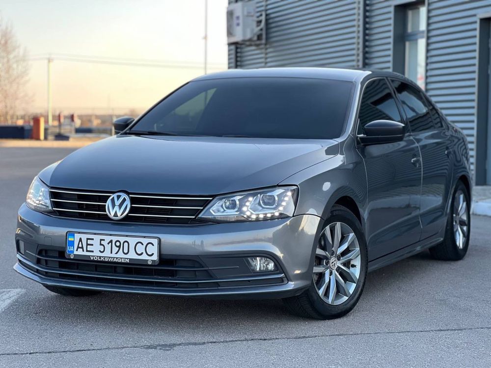 Volksvagen Jetta 1,8 TSI 2015