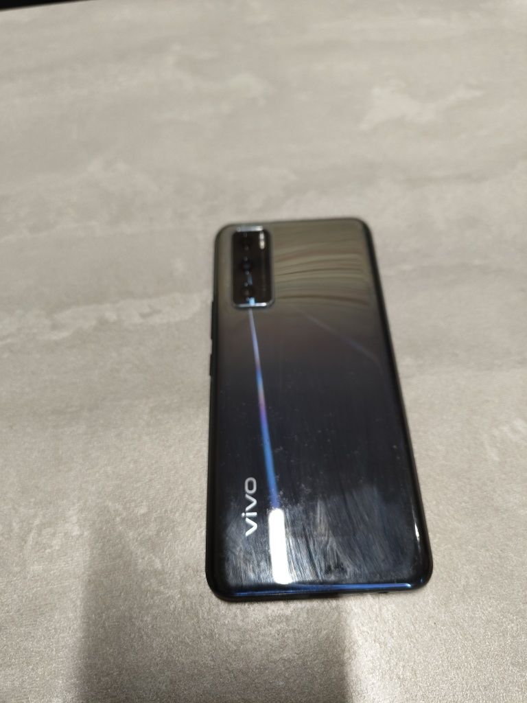 Смартфон Vivo v20se