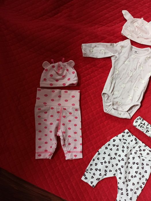 Zestaw ubrań dla dziewczynki