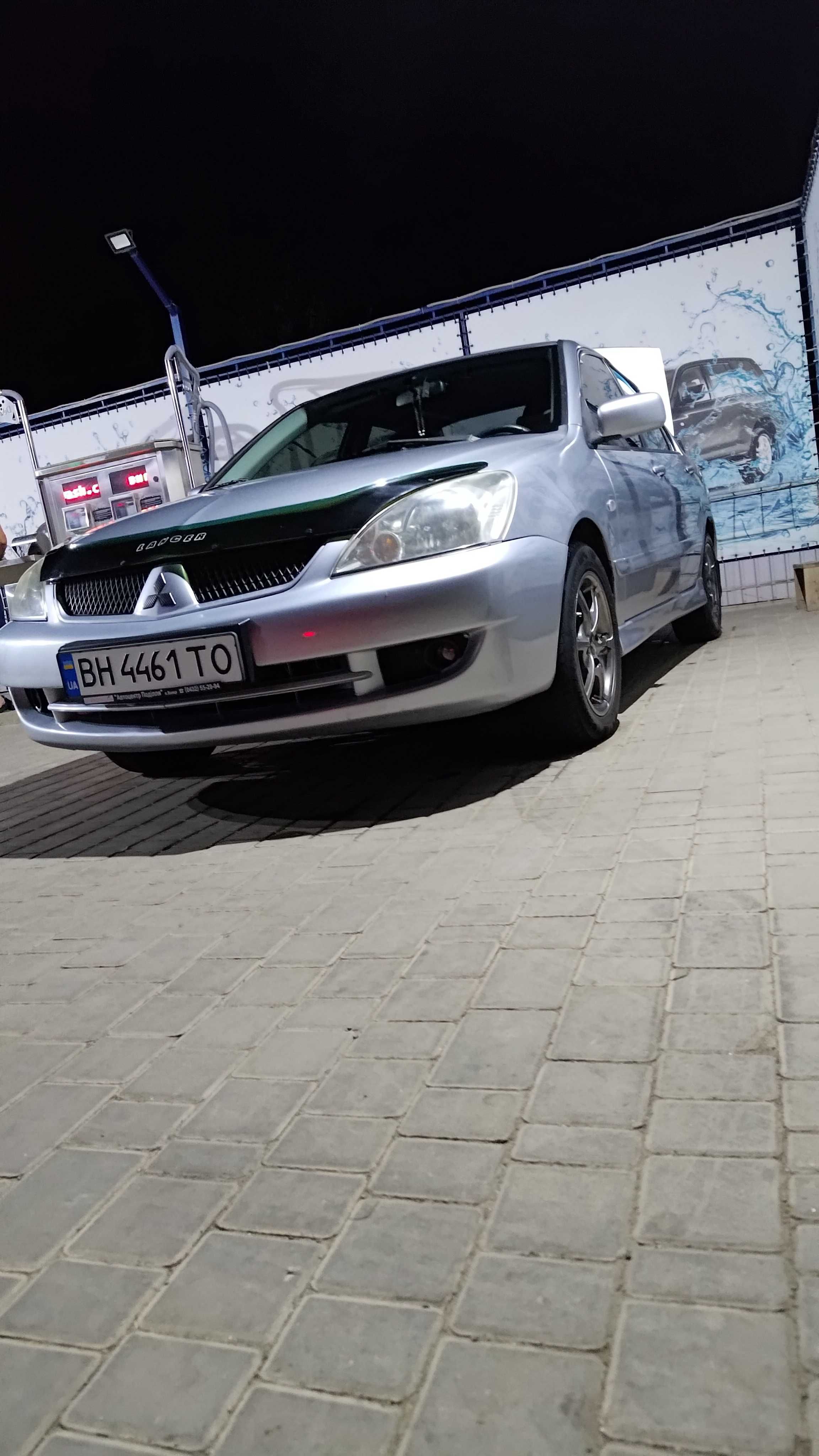 Mitsubishi lancer 9 1.6