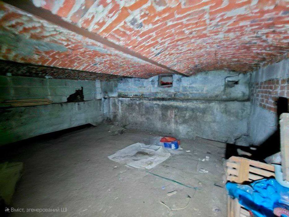 Двокімнатна квартира особнякового типу з окремим подвір'ям...