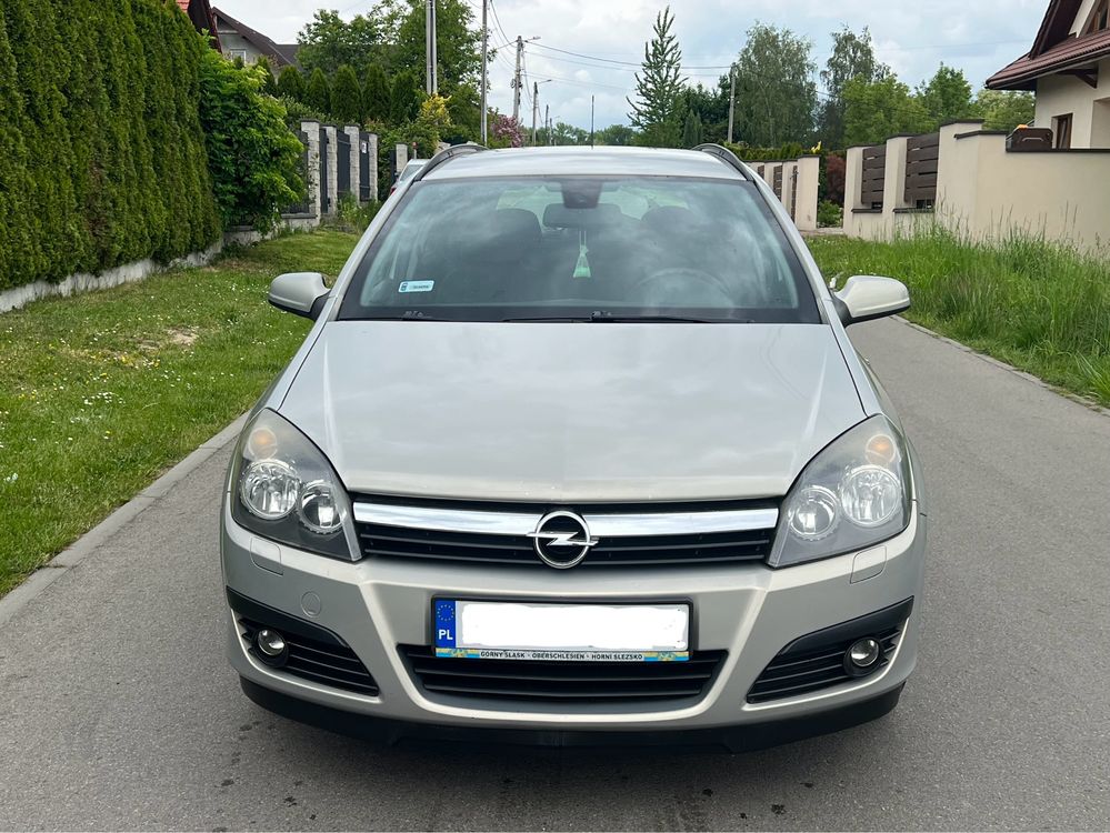 Opel Astra H kombi*1.4benzyna*2006r*KLIMA*dwa komplety calych kół*