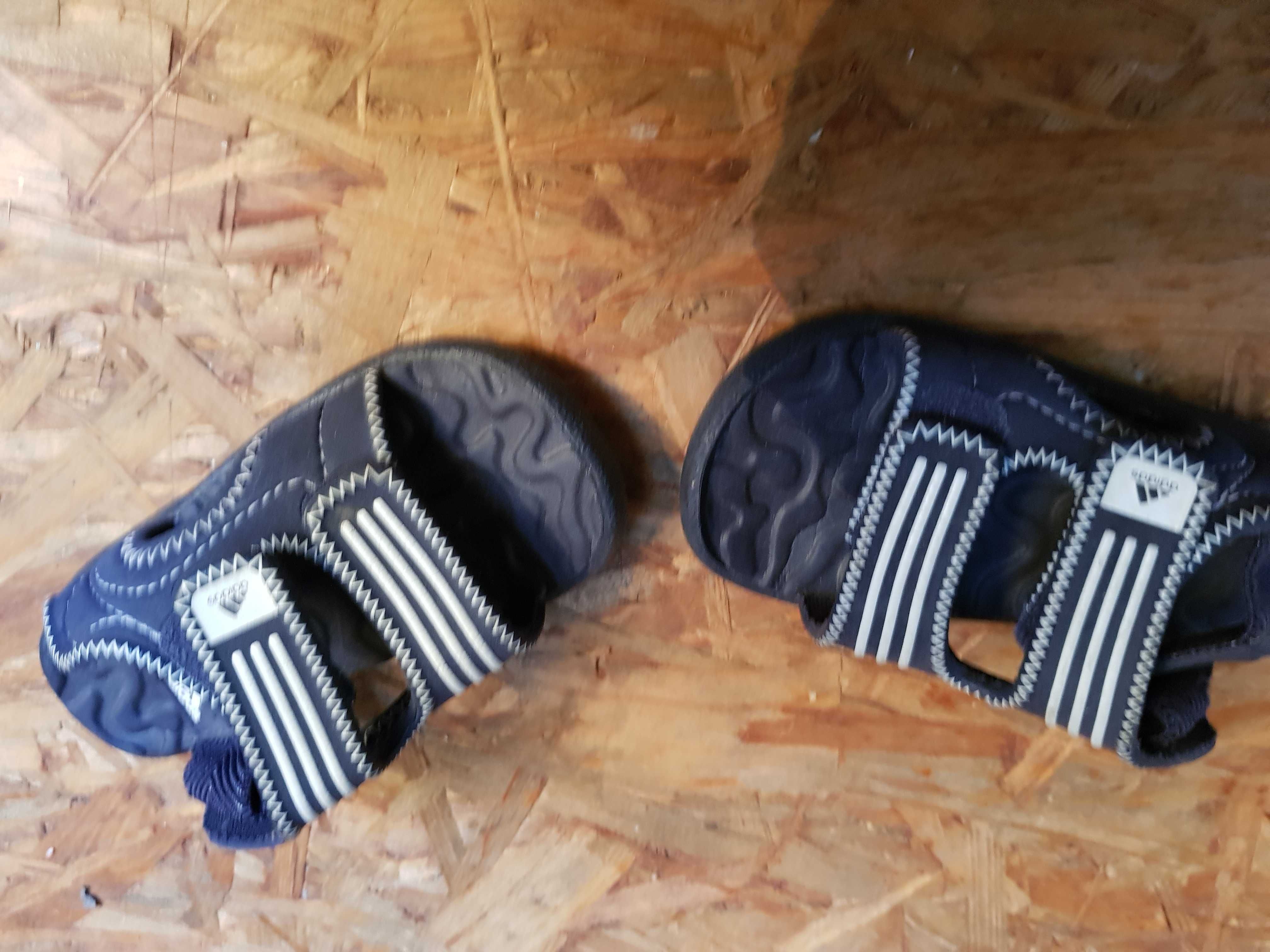 sandały adidas dla 2-3latka