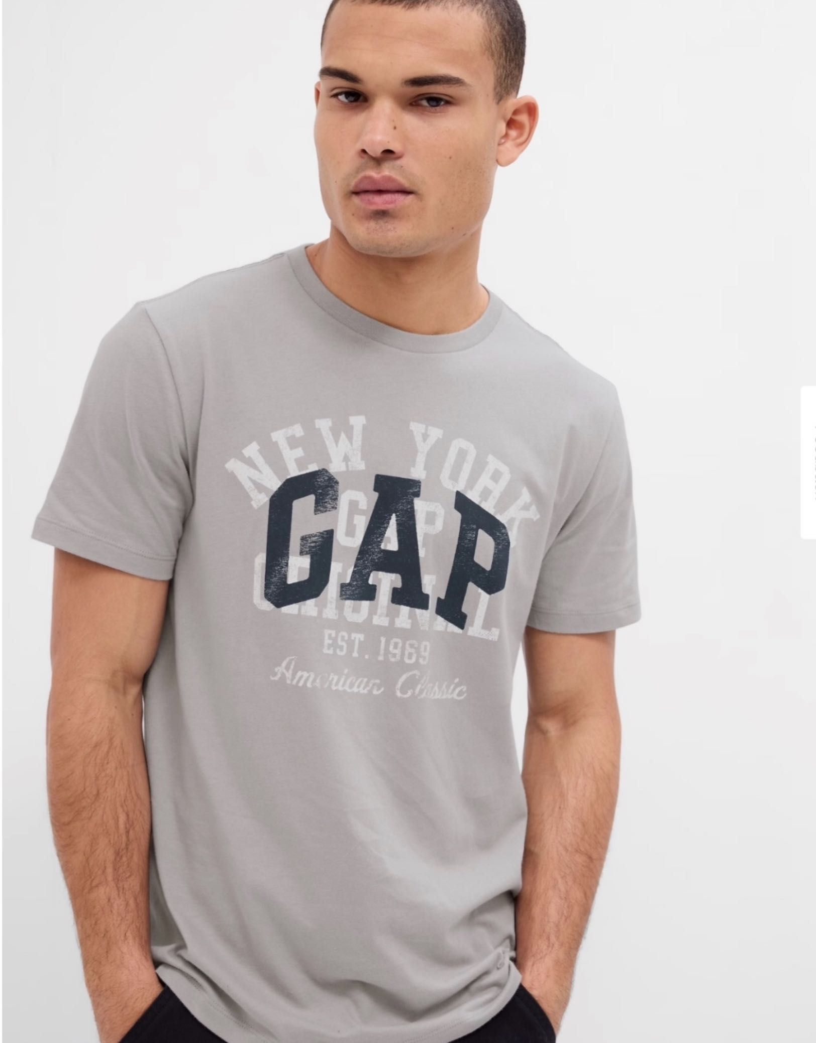 Футболка GAP, размер М, XL(48, 52)