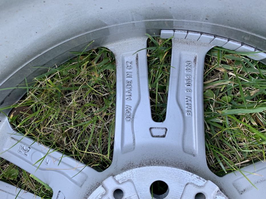 Felga BMW 17cali 5x112 ET 54