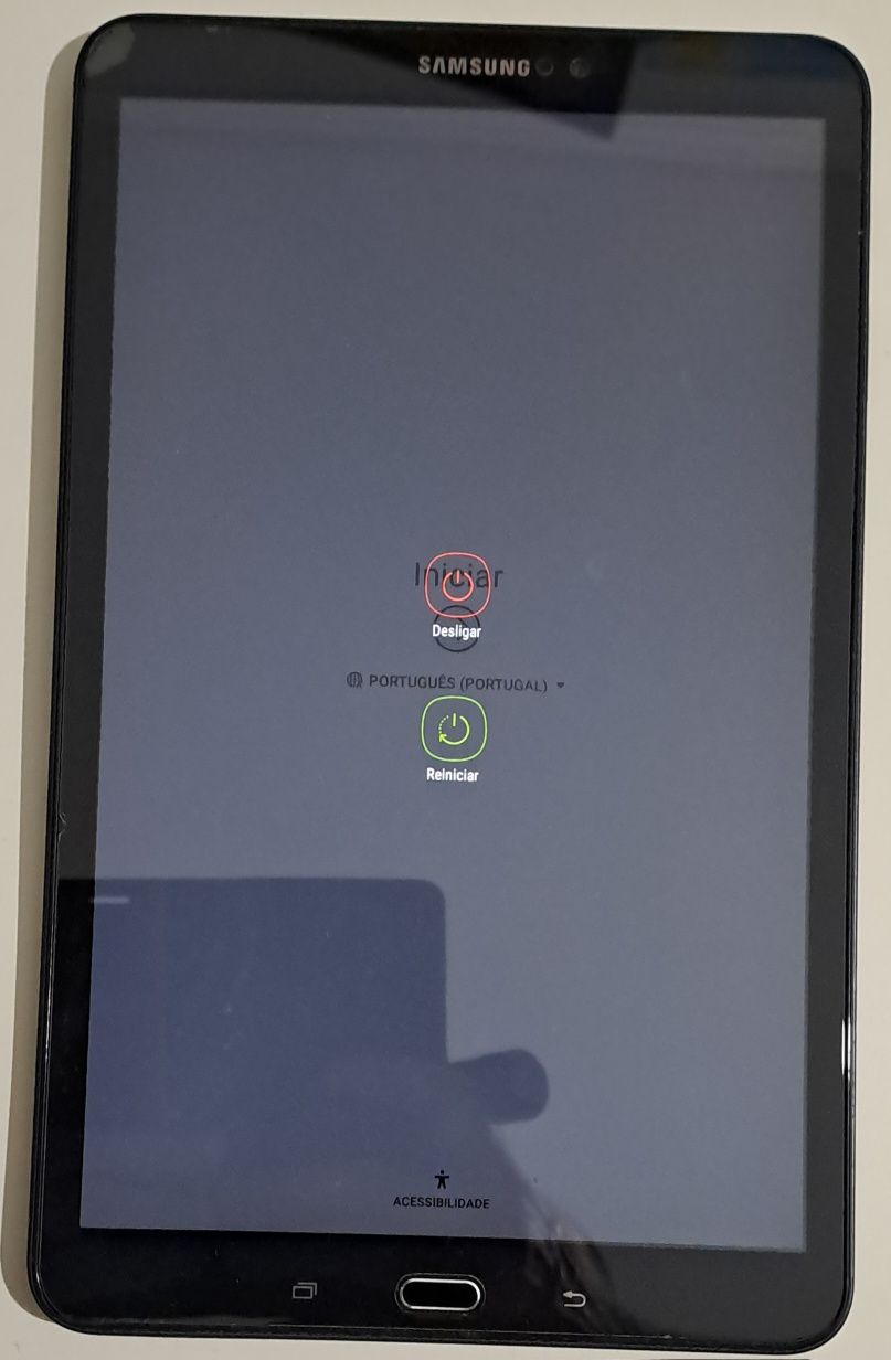 Tablet - Samsung Tab. A - SM-T580
Impecável.