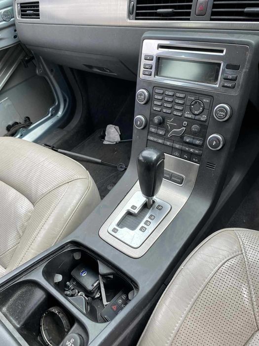 volvo V70 III 2.4D5 185KM automat  2007r. 485-16 DYNAUDIO  NA CZĘŚCI