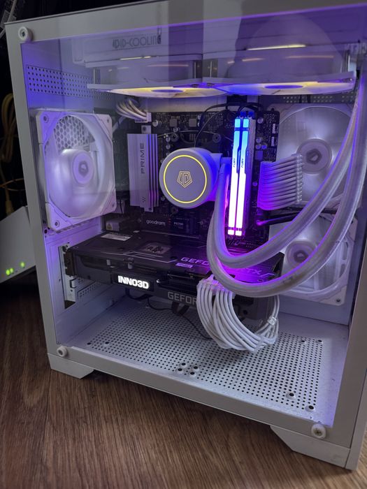 RTX 3070 / R7 7700 / RAM 32