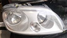 lampa przednia lampy przednie Europa VW Touran Caddy