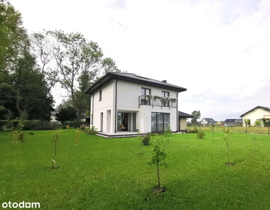 Komfortowy duży dom w Błoniu do wynajęcia