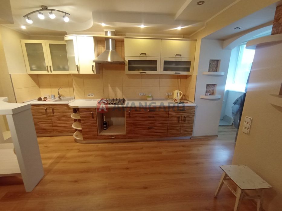 Велика трикімнатна єВідновлення