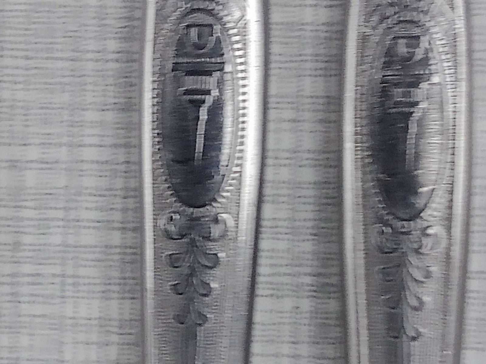 Продам комплект  ножей и вилок  времен СССР