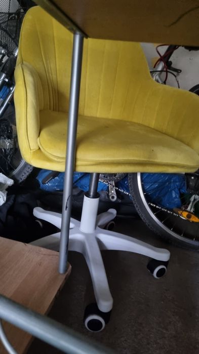 Krzesło obrotowe, żółte