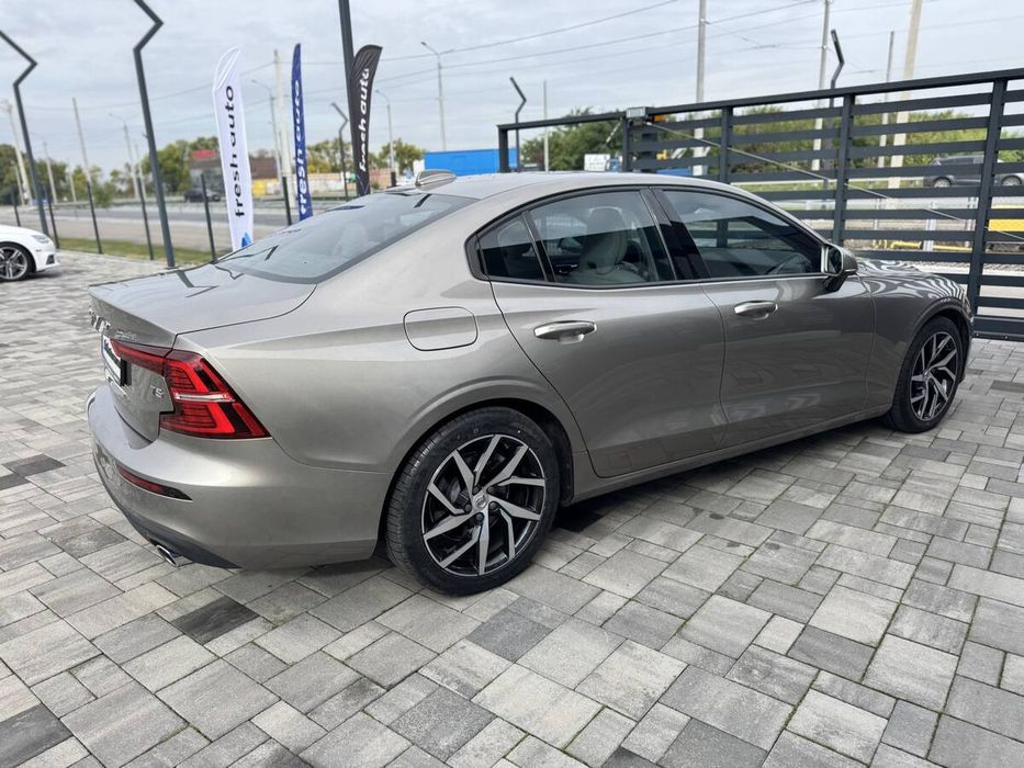 Volvo S60 2019 freshauto