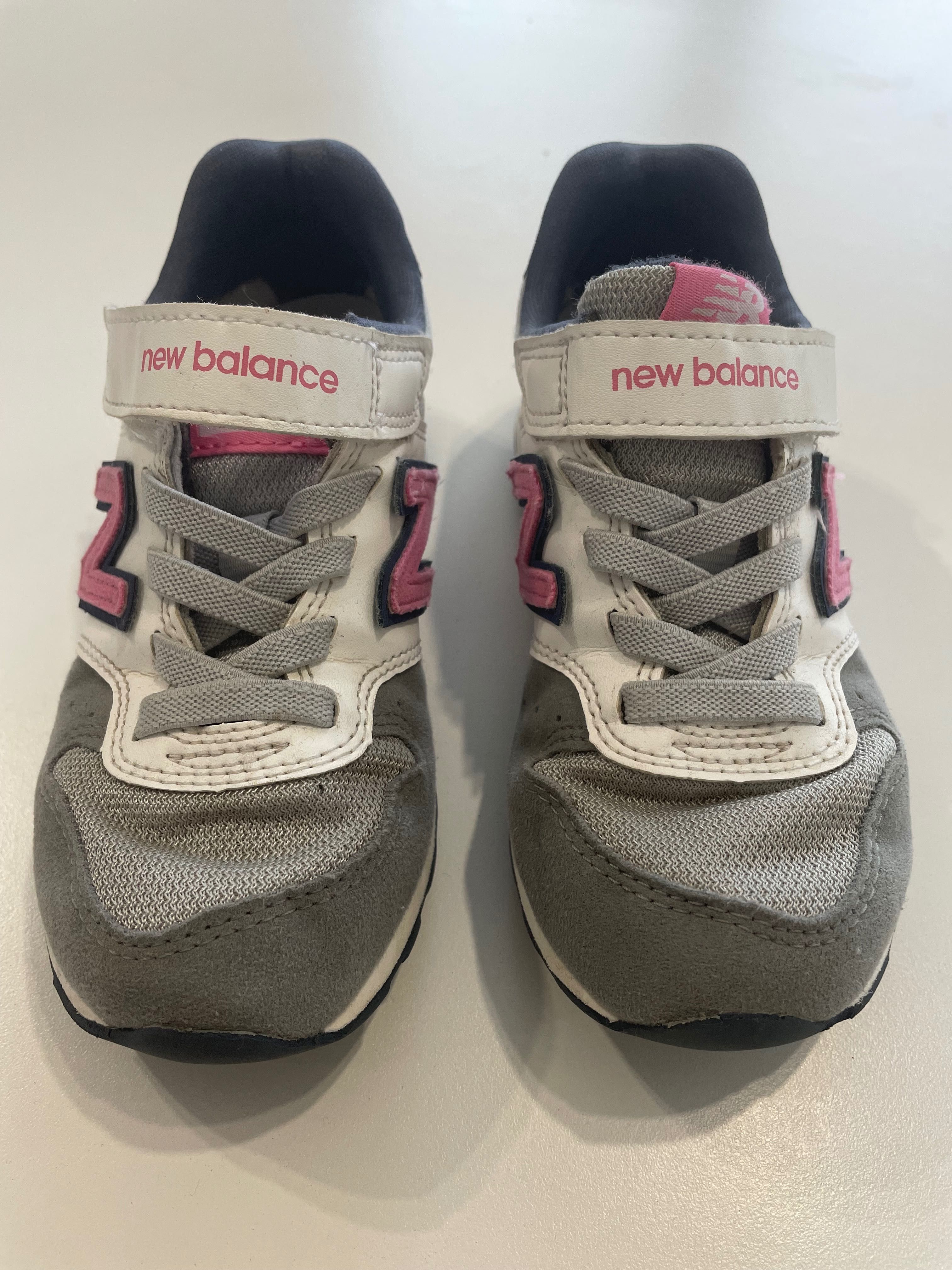 Buty dziewczęcy New Balance r.30