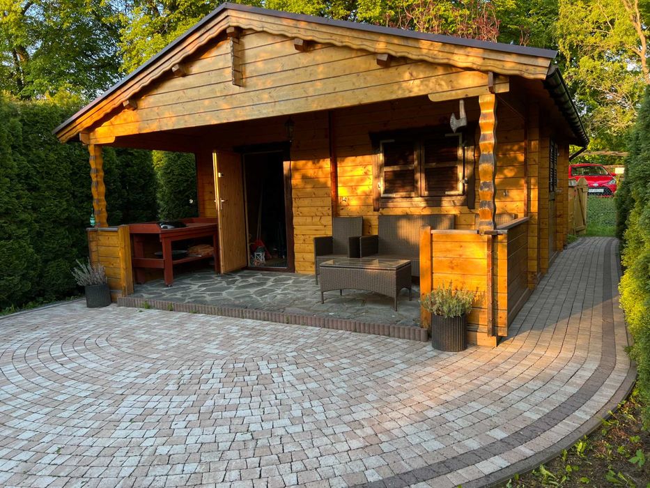 Działka z drewnianym domem w Przemyślu