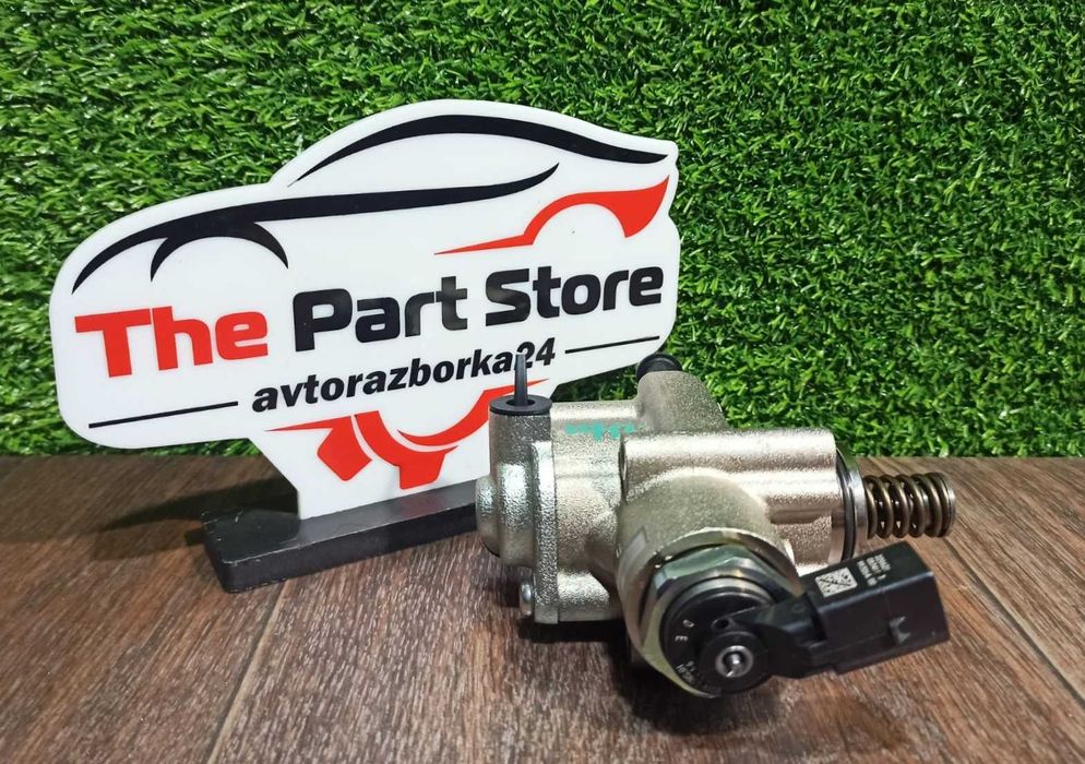 Паливний насос ТНВД 2.0 FSI 06F127025B Фольксваген паливна