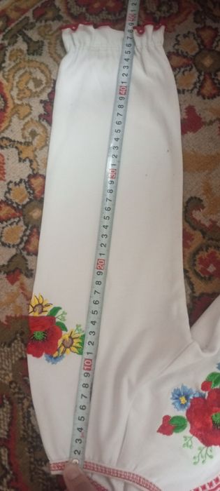 Дитячі речі на дівчинку
