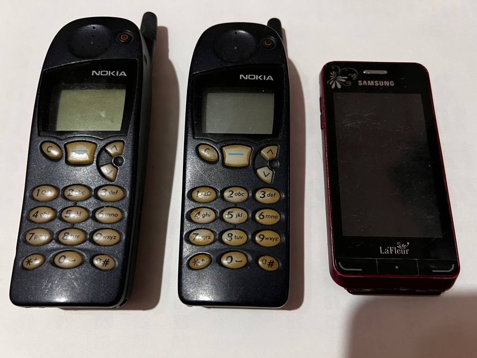 Продам старі телефони робочі
