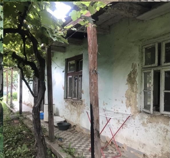 Продаж старого будинку в мкр. Доманинці, м. Ужгород