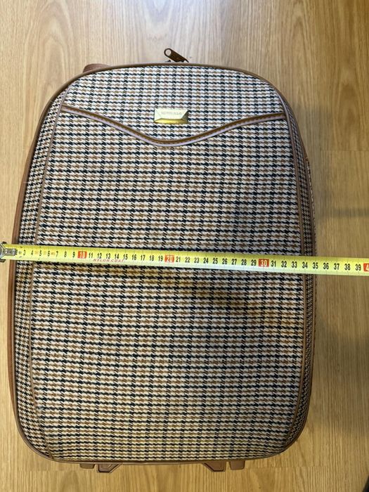 Дорожня валіза, середня