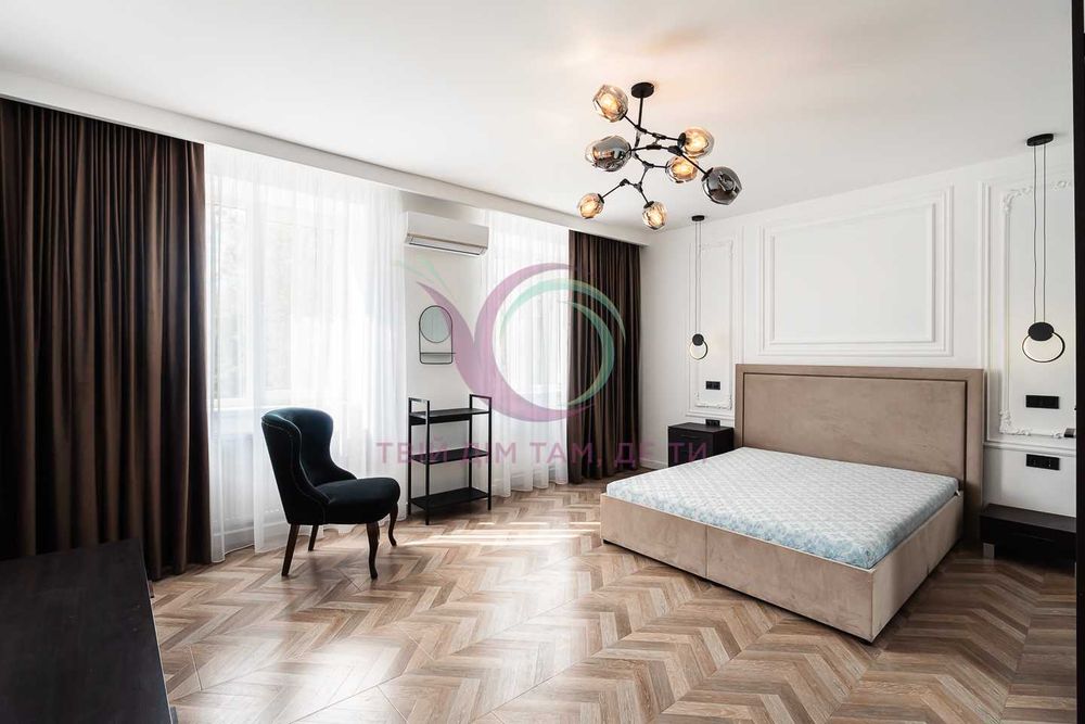 3-к. квартира з дизайнерським ремонтом по вул. Йосипа Сліпого.