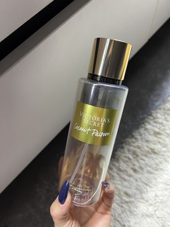 Розпив victorias secret coconut passion