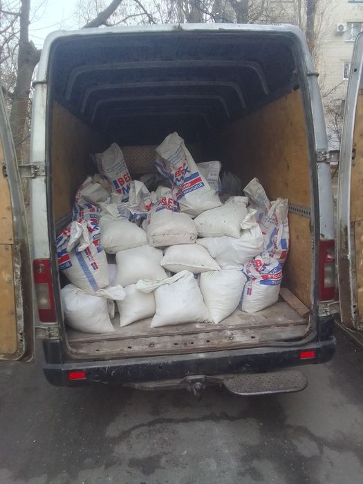 Вивіз сміття та вантажники