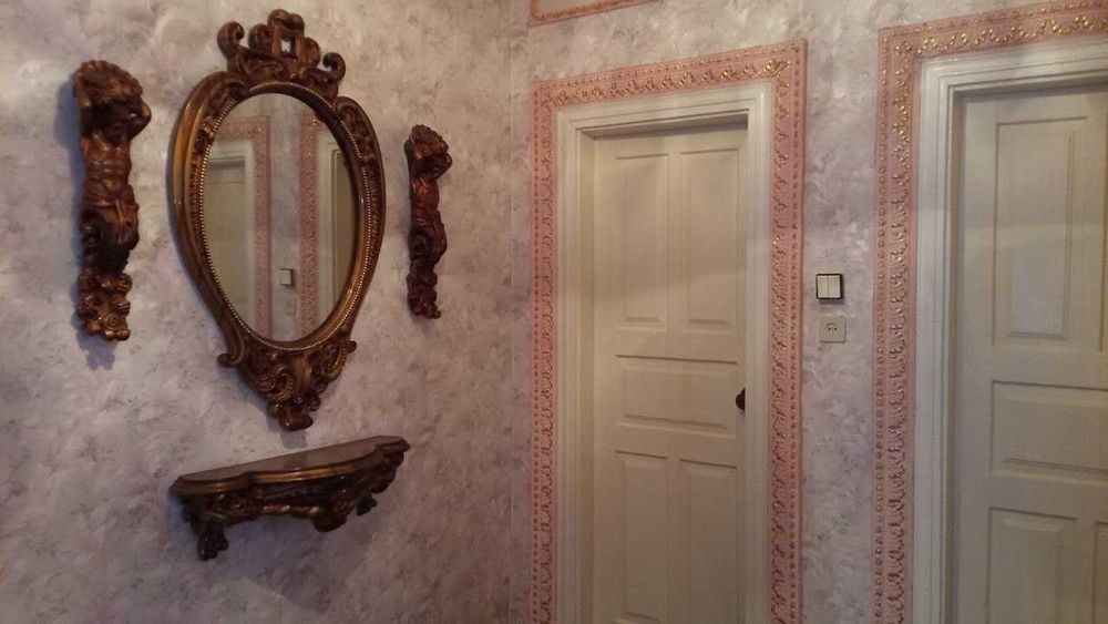 будинок з земельною ділянкою