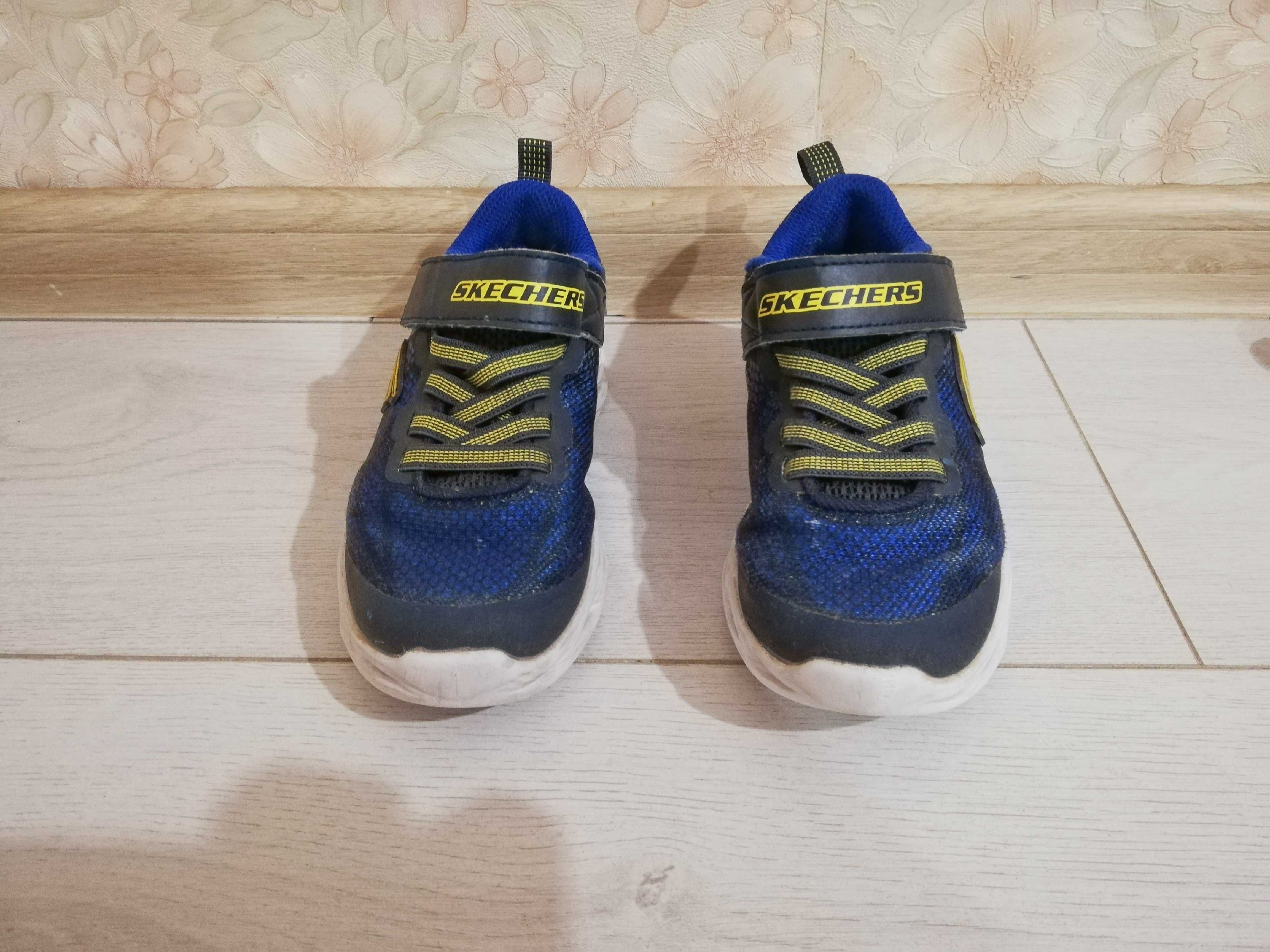 Кросівки дитячі Skechers S Lights (з підсвіткою), розмір 27